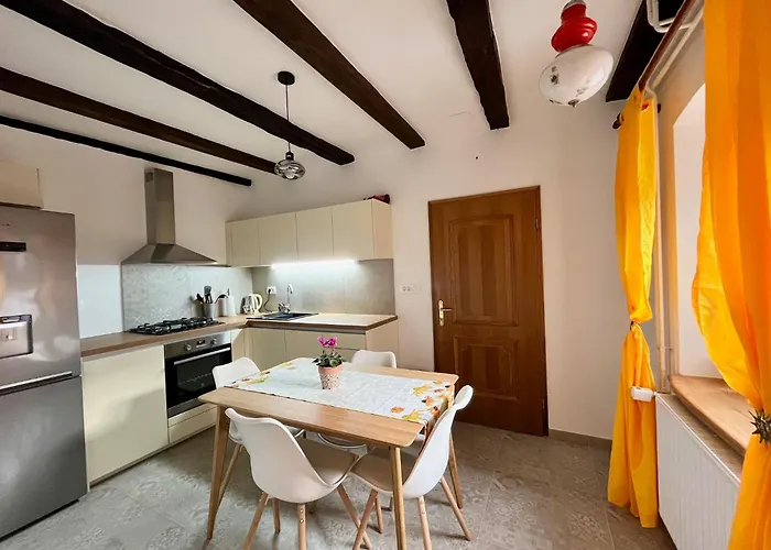 Rozalka Vipava Valley Podnanos